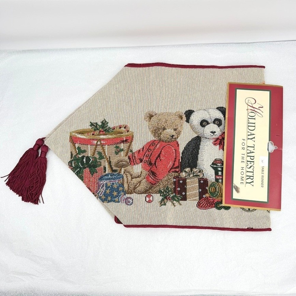 Natco Holiday Tapestry Table Runner Bears Tassels Christmas‎ Decor 13x36 NEW